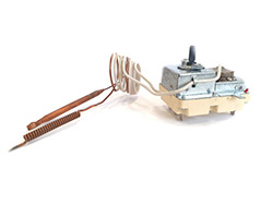 Thermostat combined with a fuse KDT